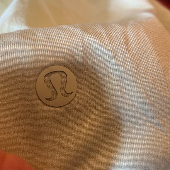 6001-Lululemon Chest Pocket Relaxed Fit Tee *Oxford
Arctic Mint / White - Picture 3 of 3